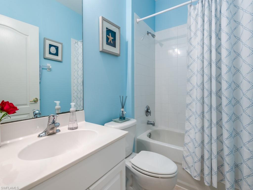 LAUREL GREENS - Residential