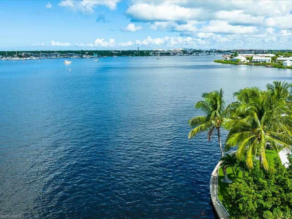 ROYAL HARBOR - Residential