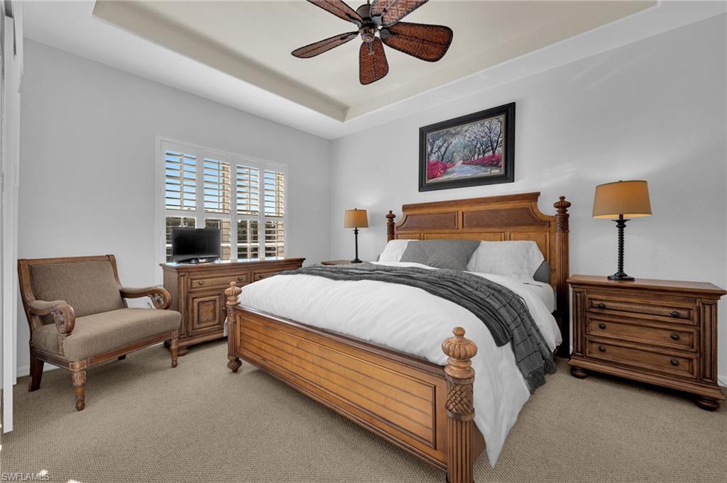 LAKE BARRINGTON - Residential