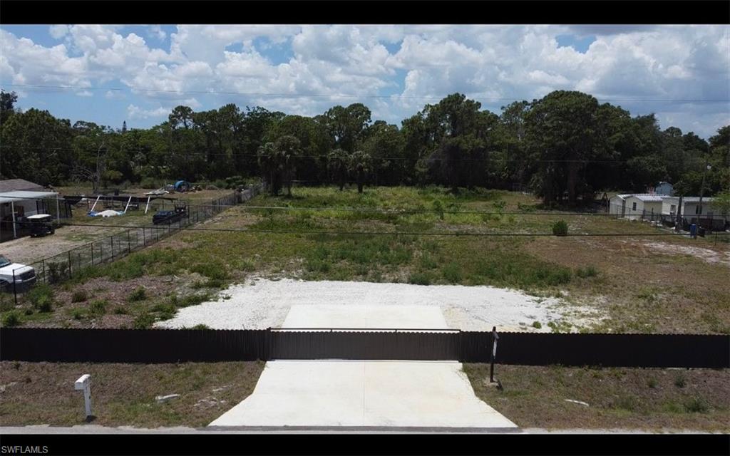 SUNCOAST ESTATES UNREC - Land