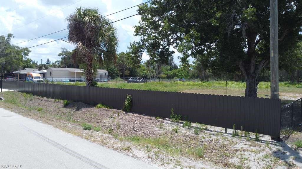 SUNCOAST ESTATES UNREC - Land