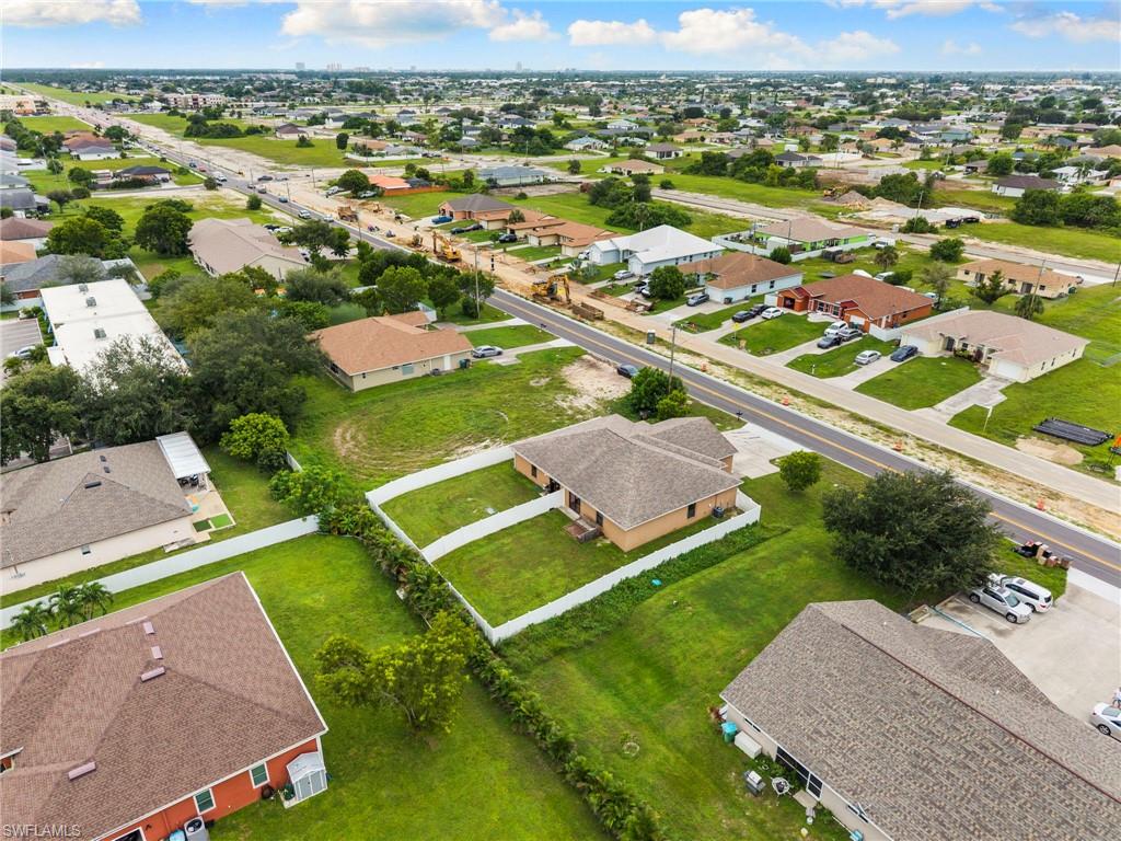CAPE CORAL - Residential