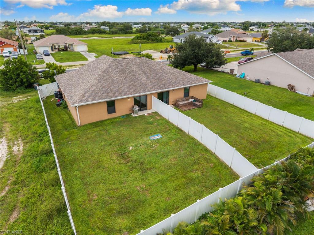 CAPE CORAL - Residential