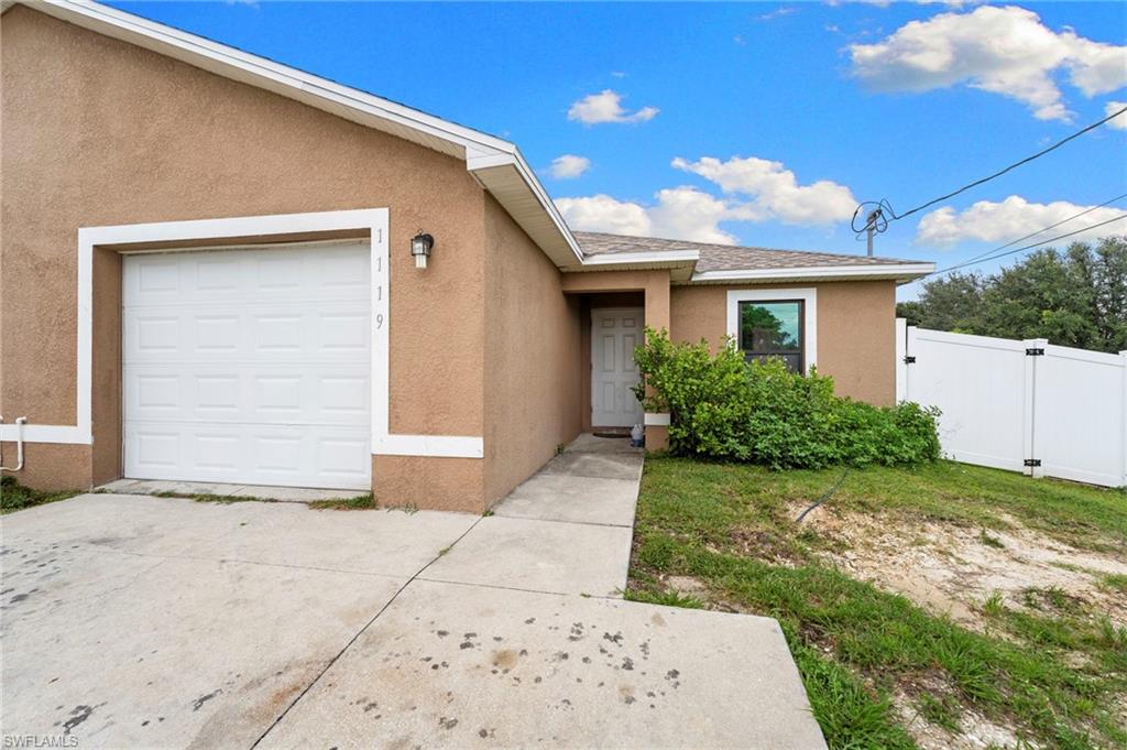 CAPE CORAL - Residential