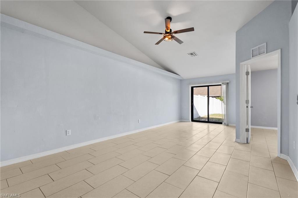 CAPE CORAL - Residential