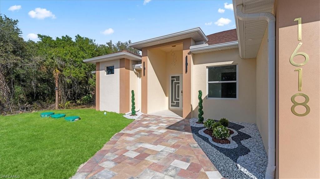 LEHIGH ACRES - Residential