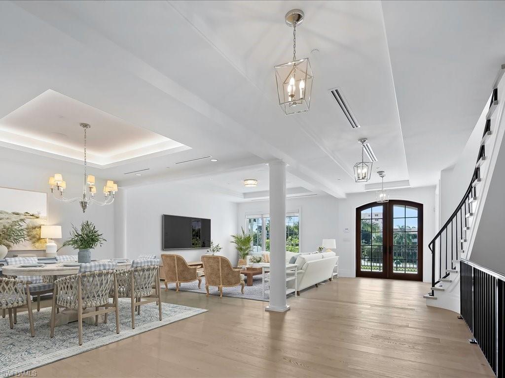 OLDE NAPLES - Residential