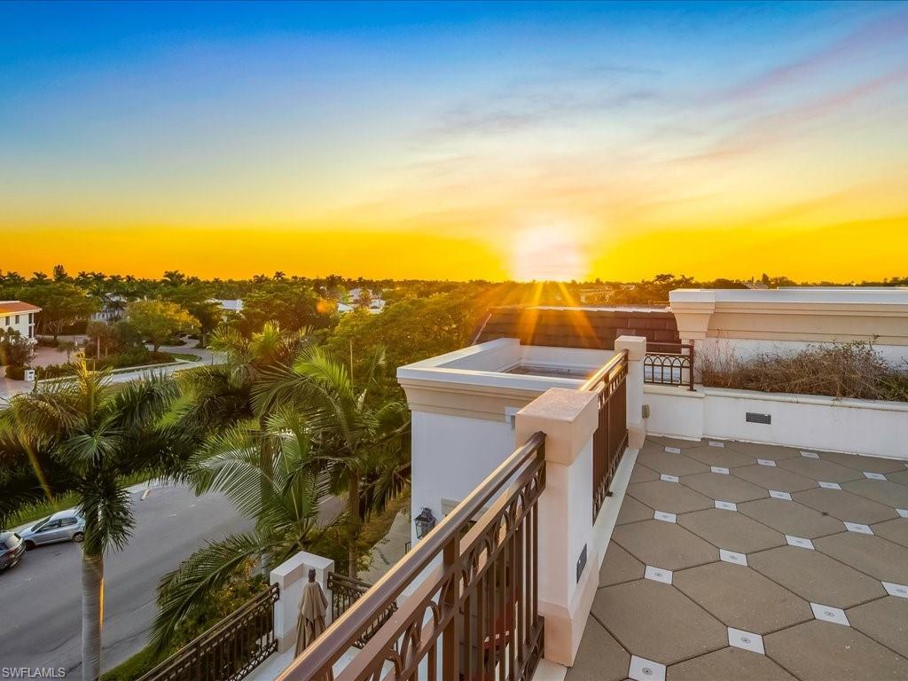 OLDE NAPLES - Residential