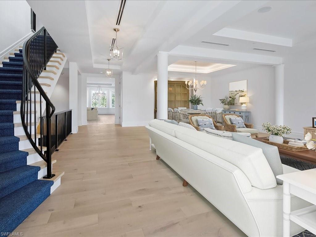 OLDE NAPLES - Residential