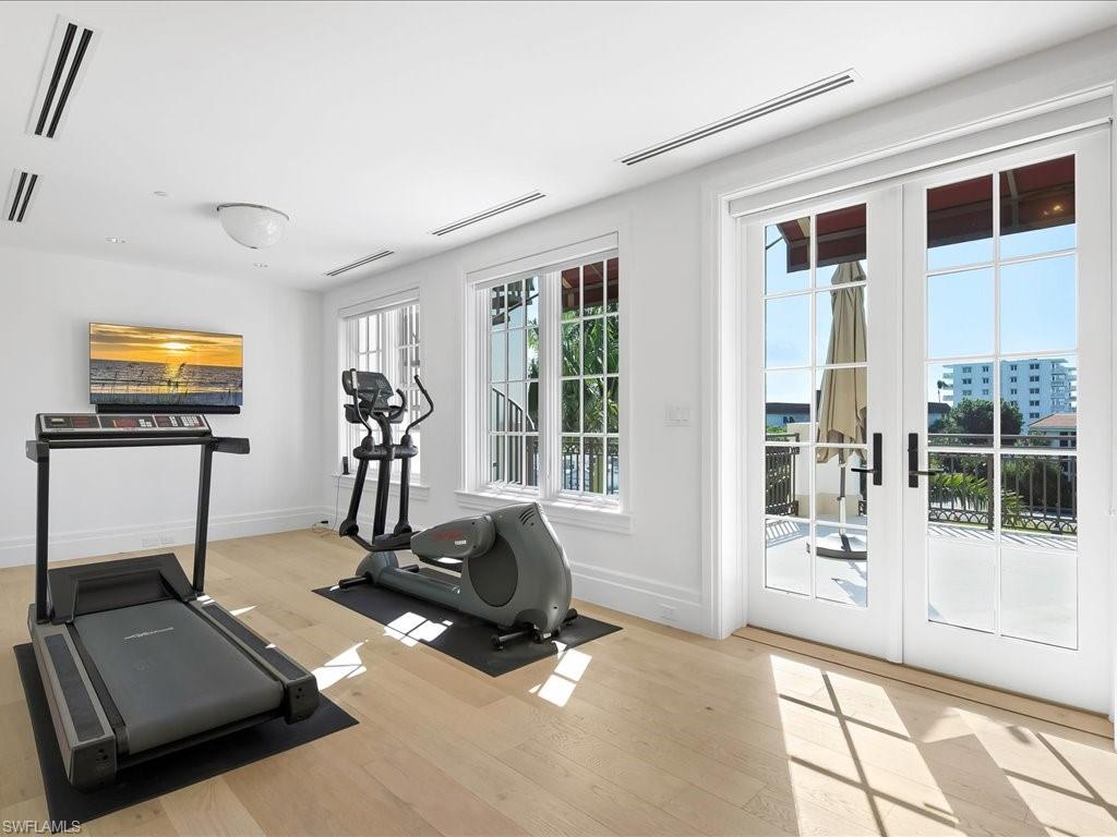 OLDE NAPLES - Residential