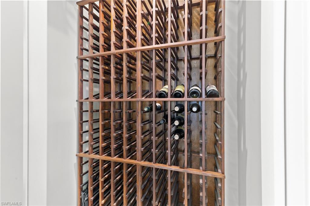 AQUALANE SHORES - Residential