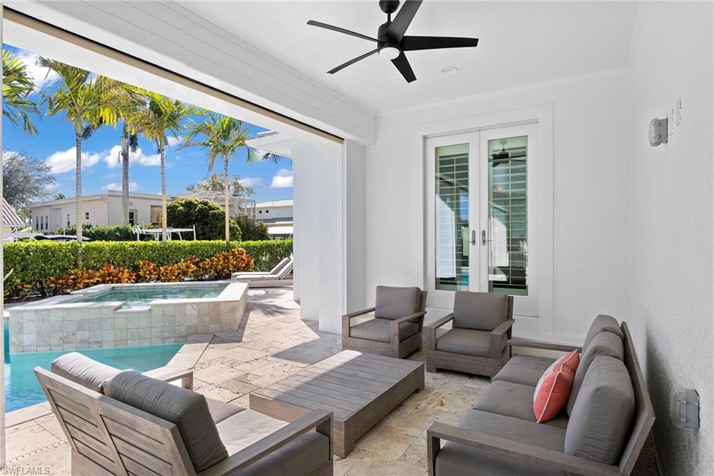 AQUALANE SHORES - Residential