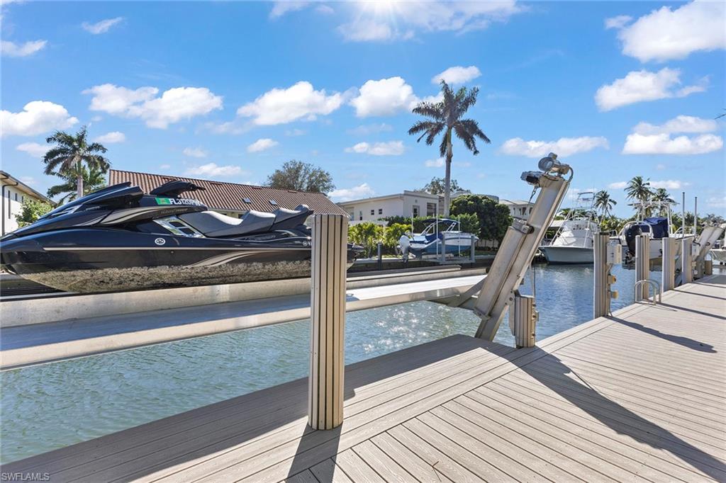 AQUALANE SHORES - Residential