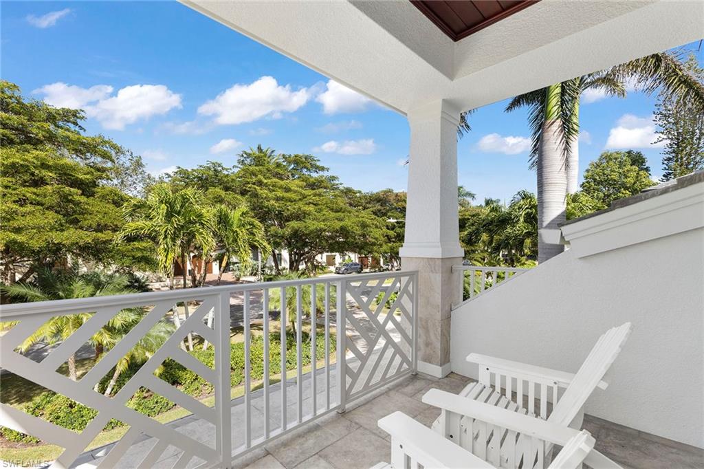 AQUALANE SHORES - Residential