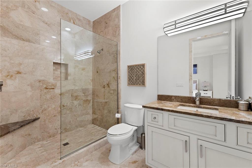 AQUALANE SHORES - Residential