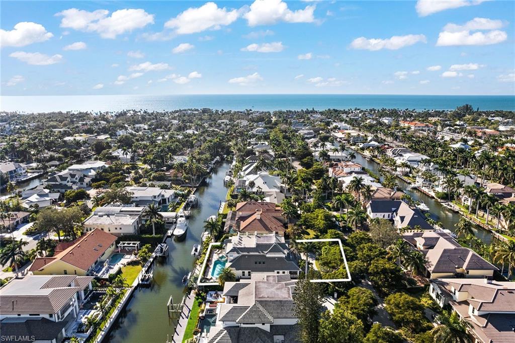 AQUALANE SHORES - Residential