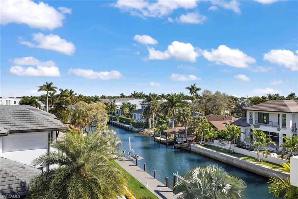 AQUALANE SHORES - Residential