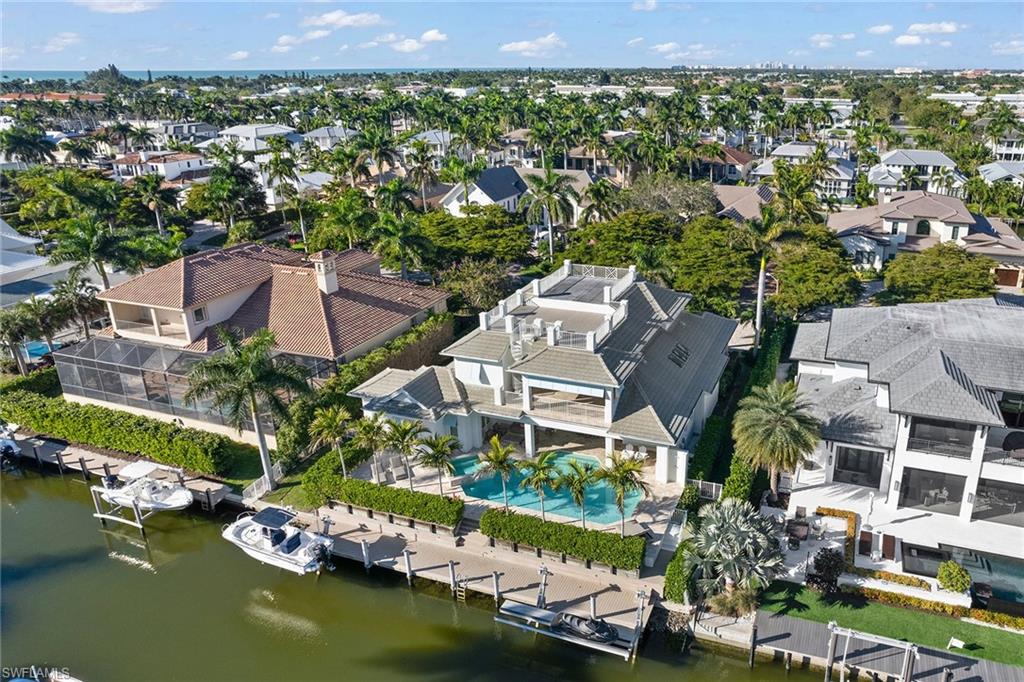 AQUALANE SHORES - Residential