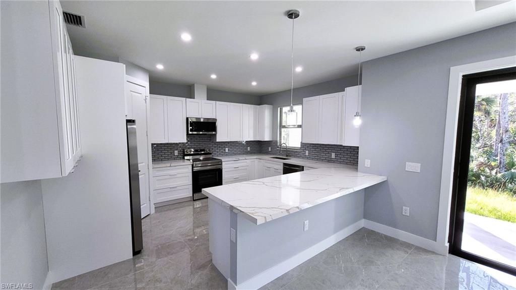 GOLDEN GATE ESTATES - Residential