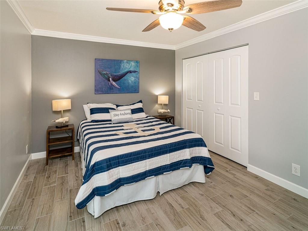 NAPLES PARK - Residential