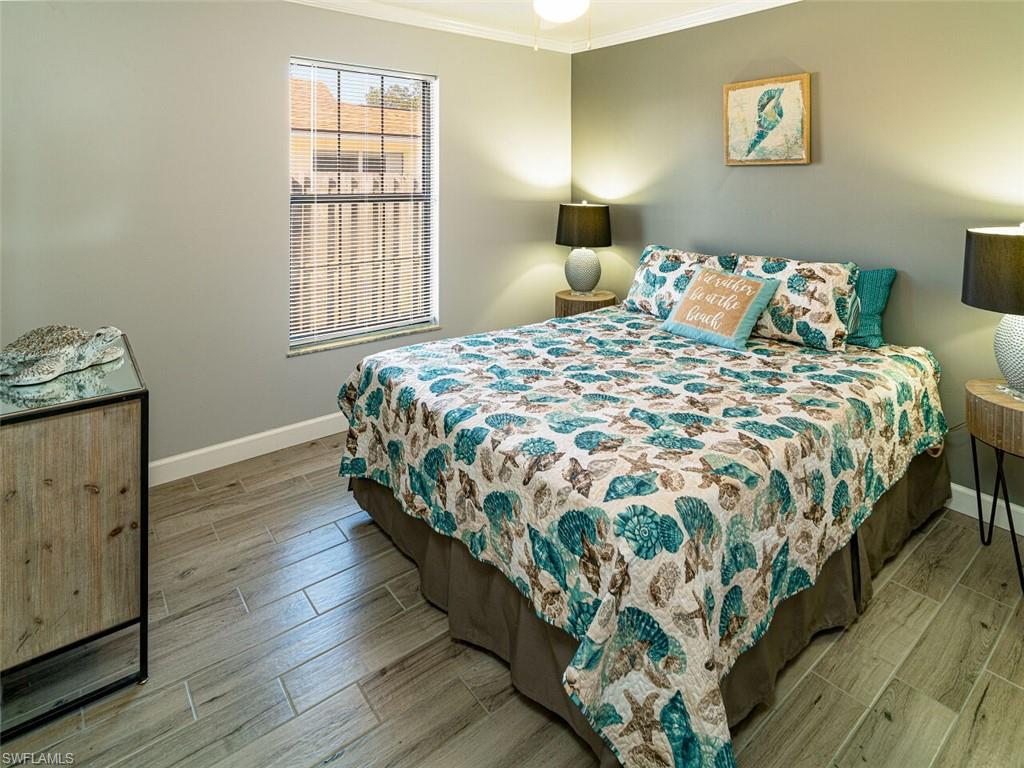 NAPLES PARK - Residential