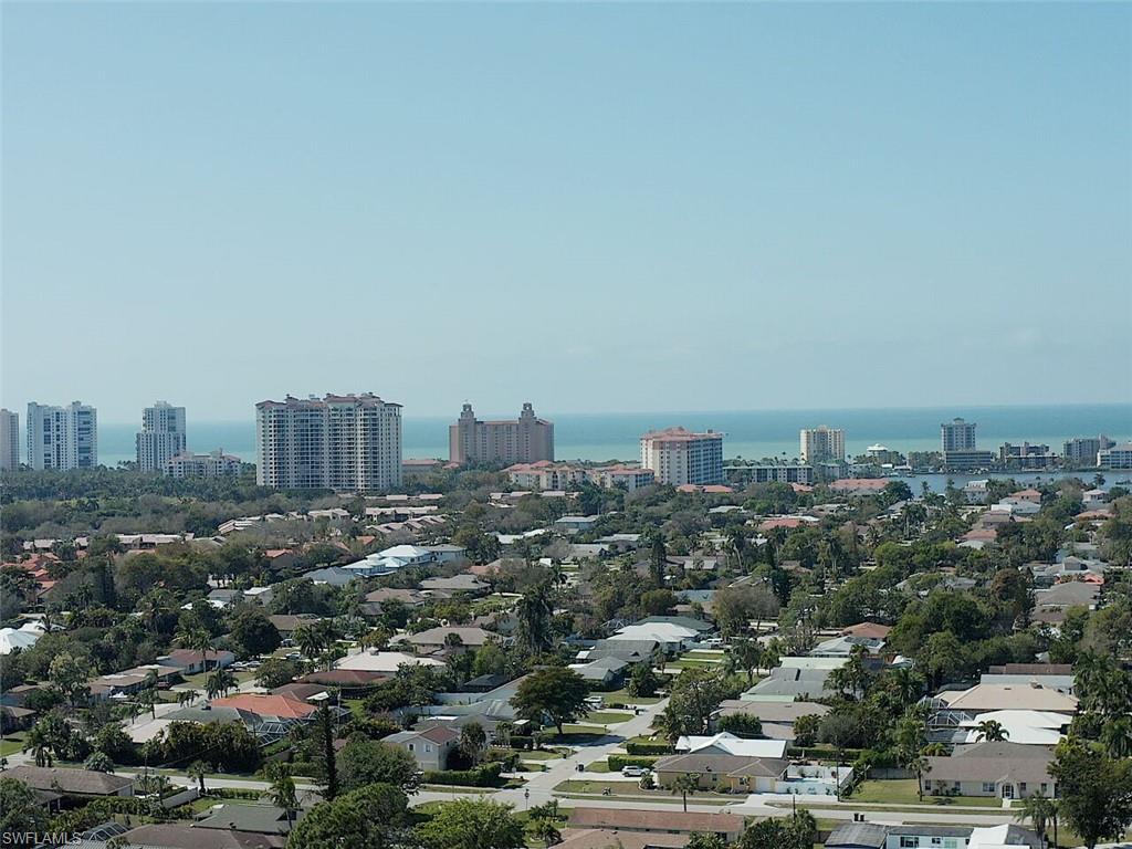 NAPLES PARK - Residential