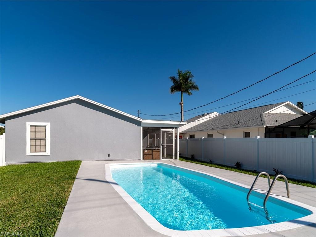 NAPLES PARK - Residential