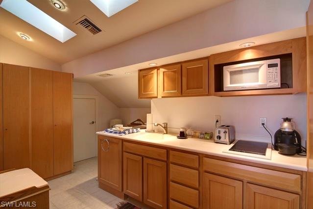 SOUTH SEAS PLANTATION RESORT - Residential