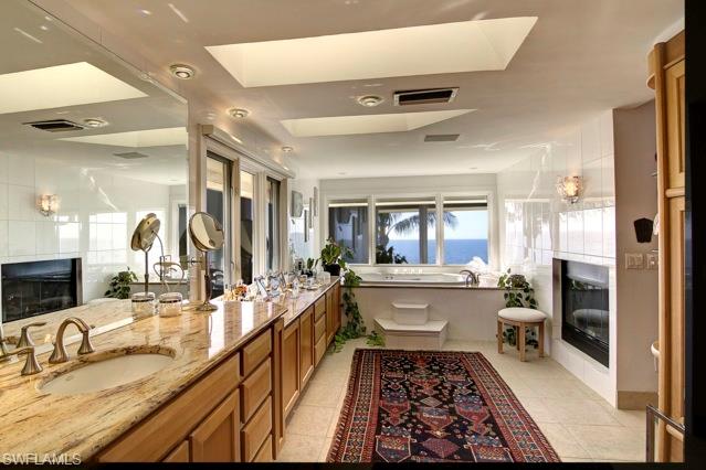 SOUTH SEAS PLANTATION RESORT - Residential