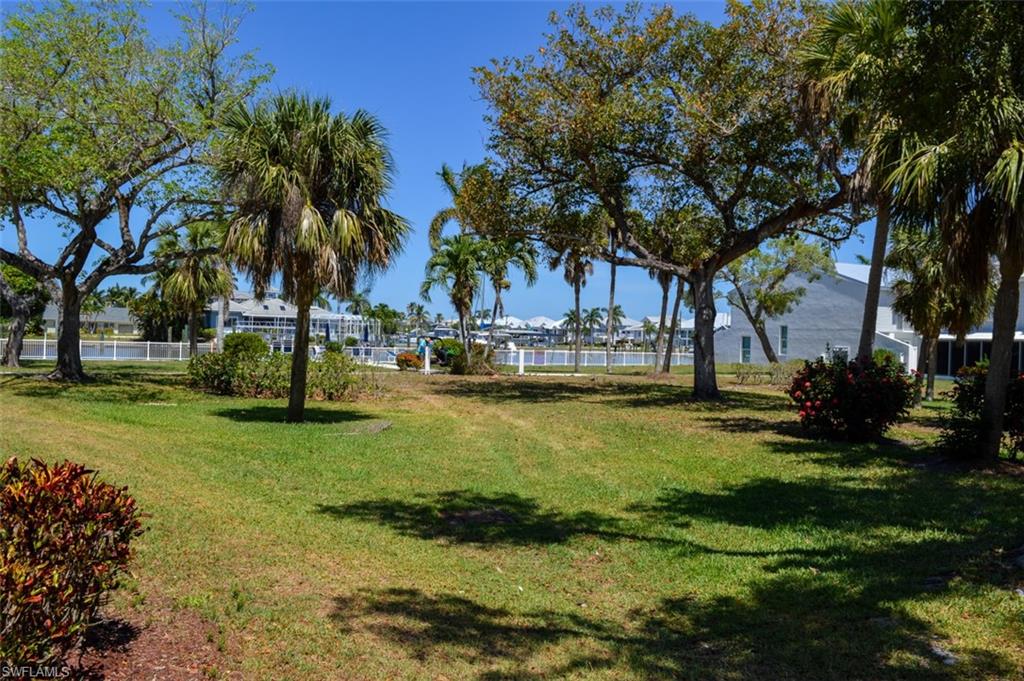 BOARDWALK CAPER - Residential