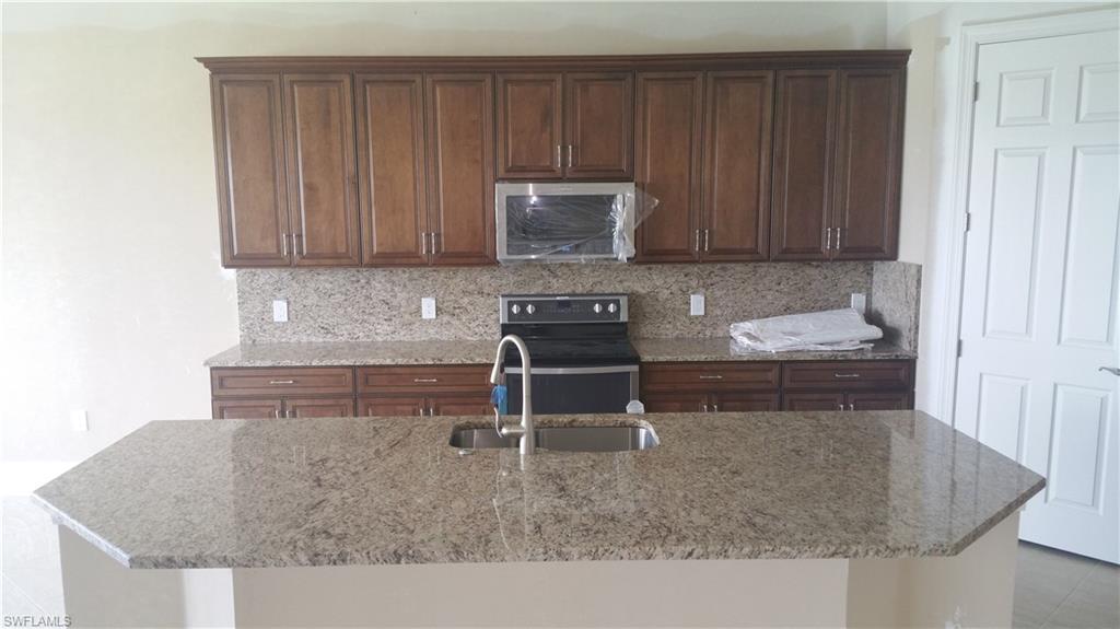 HAMPTON PARK - Residential Lease