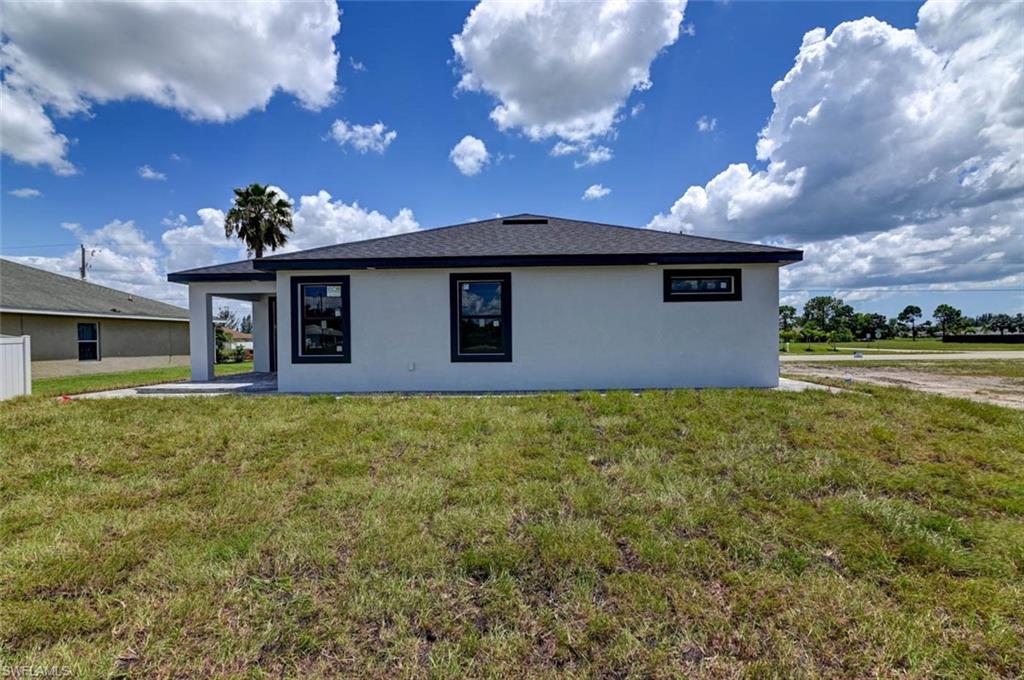 CAPE CORAL - Residential