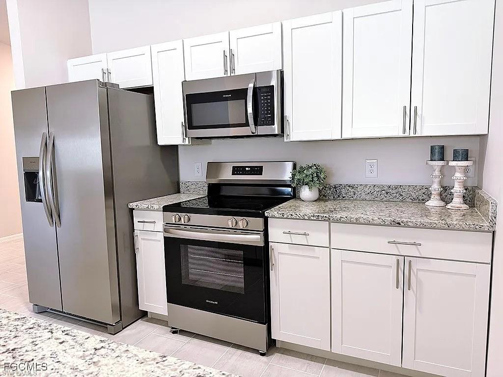 CAPE CORAL - Residential Lease