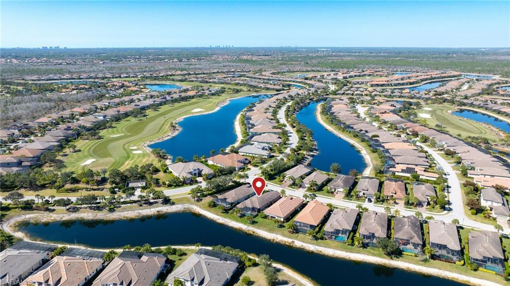 ESPLANADE - Residential