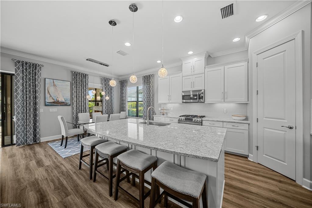 ESPLANADE - Residential