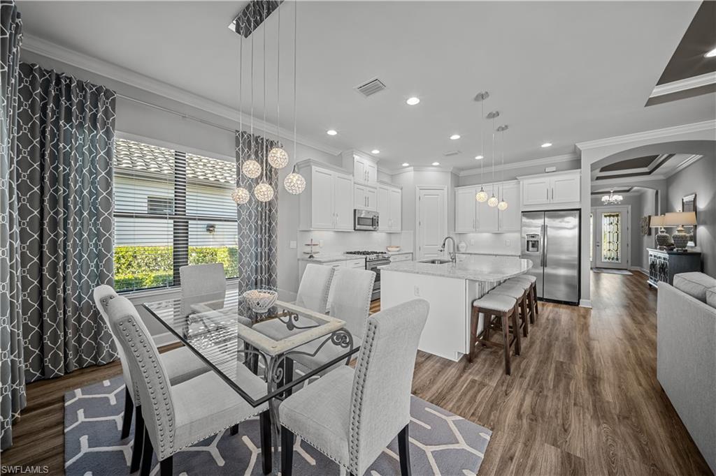 ESPLANADE - Residential