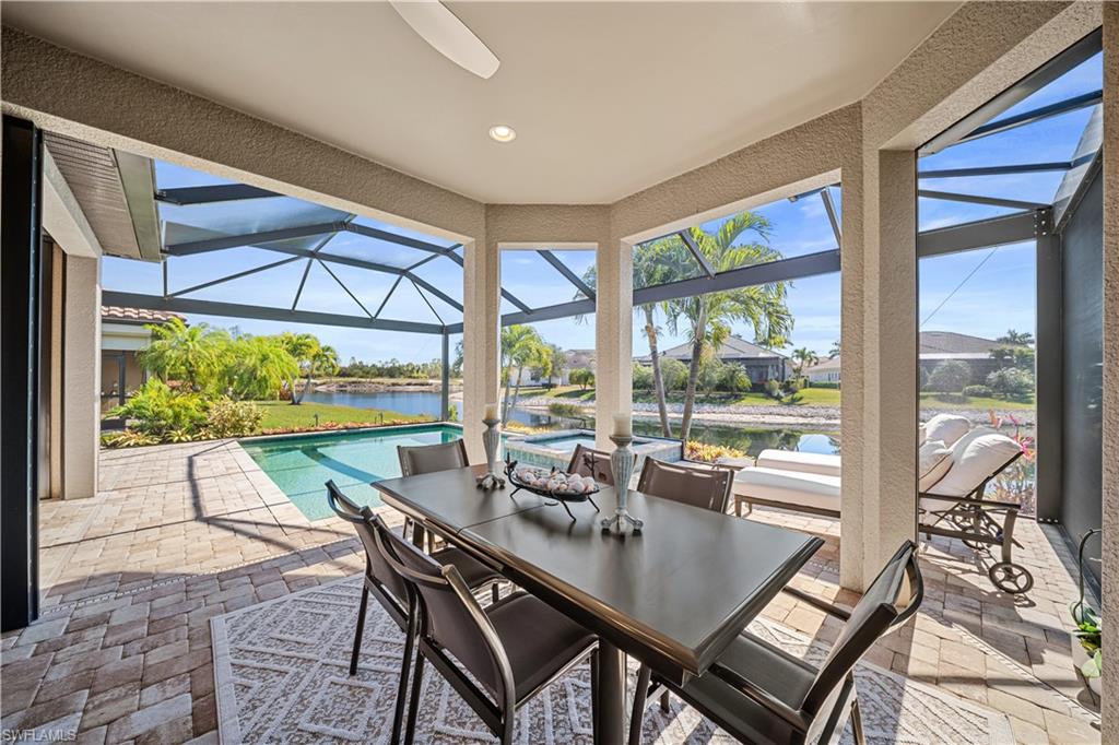 ESPLANADE - Residential