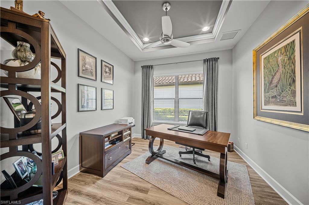 ESPLANADE - Residential