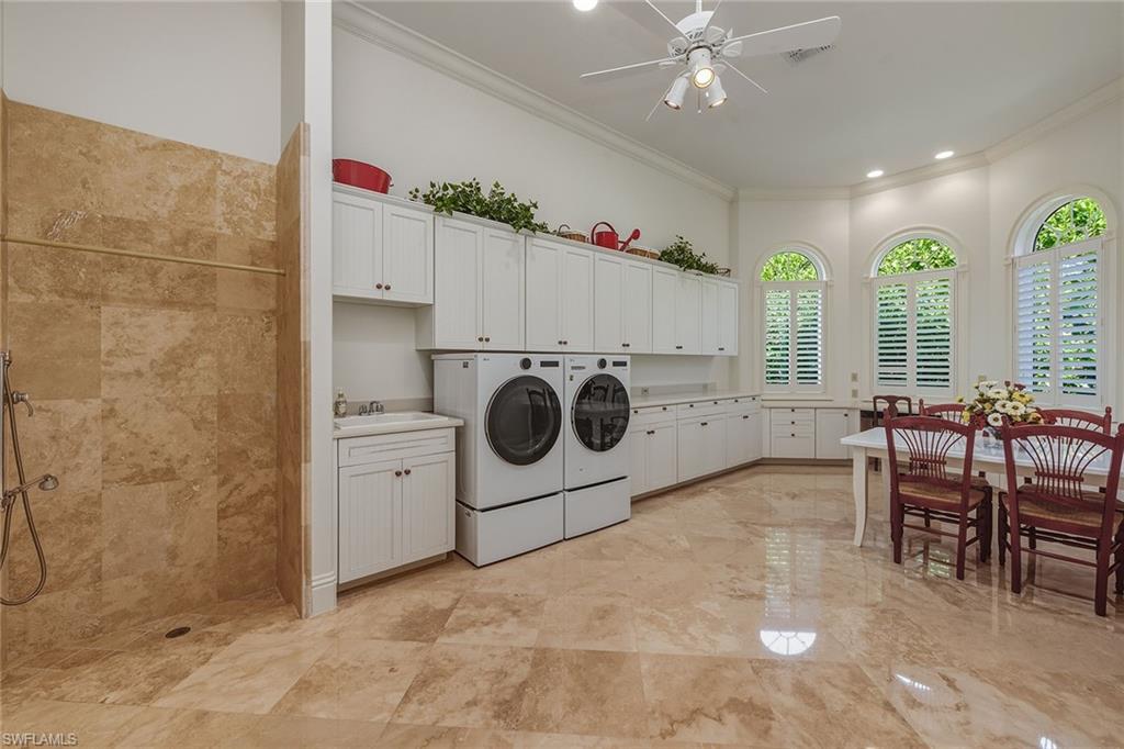 ISLA DEL SOL - Residential