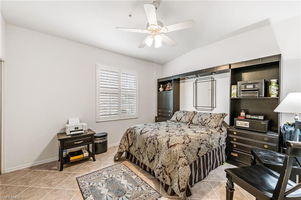 LAUREL GREENS - Residential