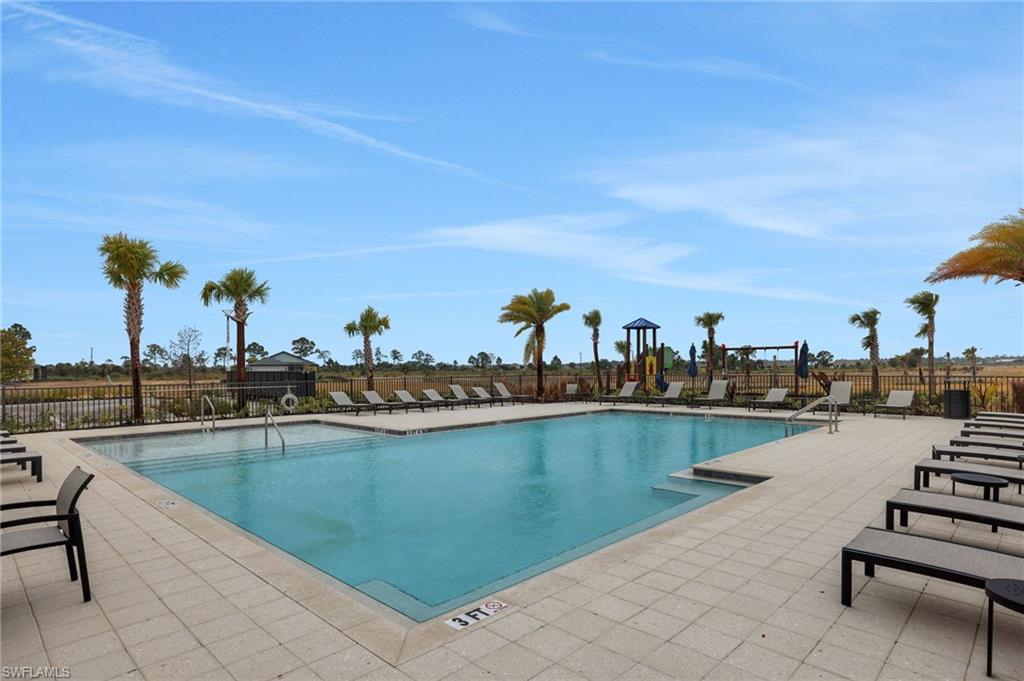 CREEKSIDE RUN - Residential