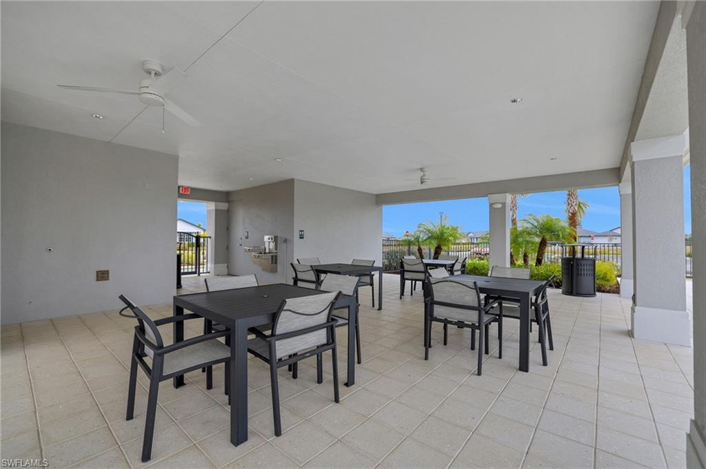 CREEKSIDE RUN - Residential