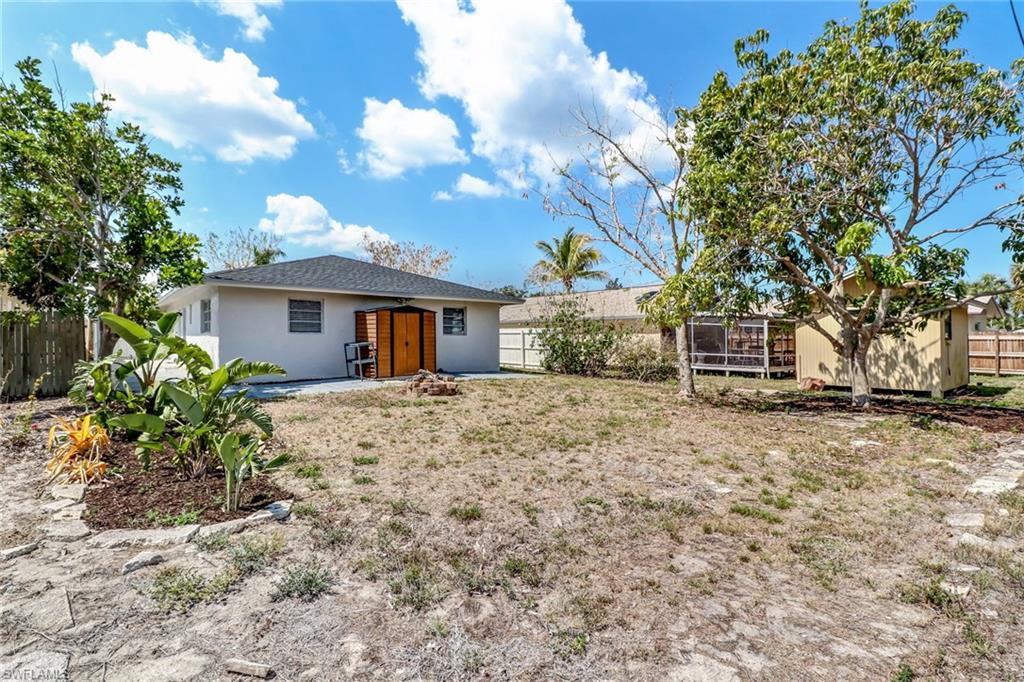 NAPLES PARK - Residential