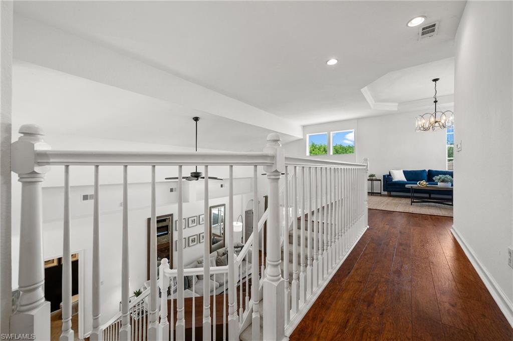 AUTUMN WOODS - Residential