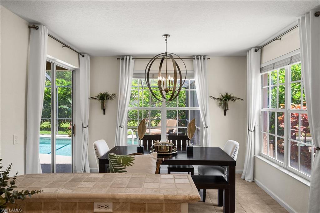 AUTUMN WOODS - Residential