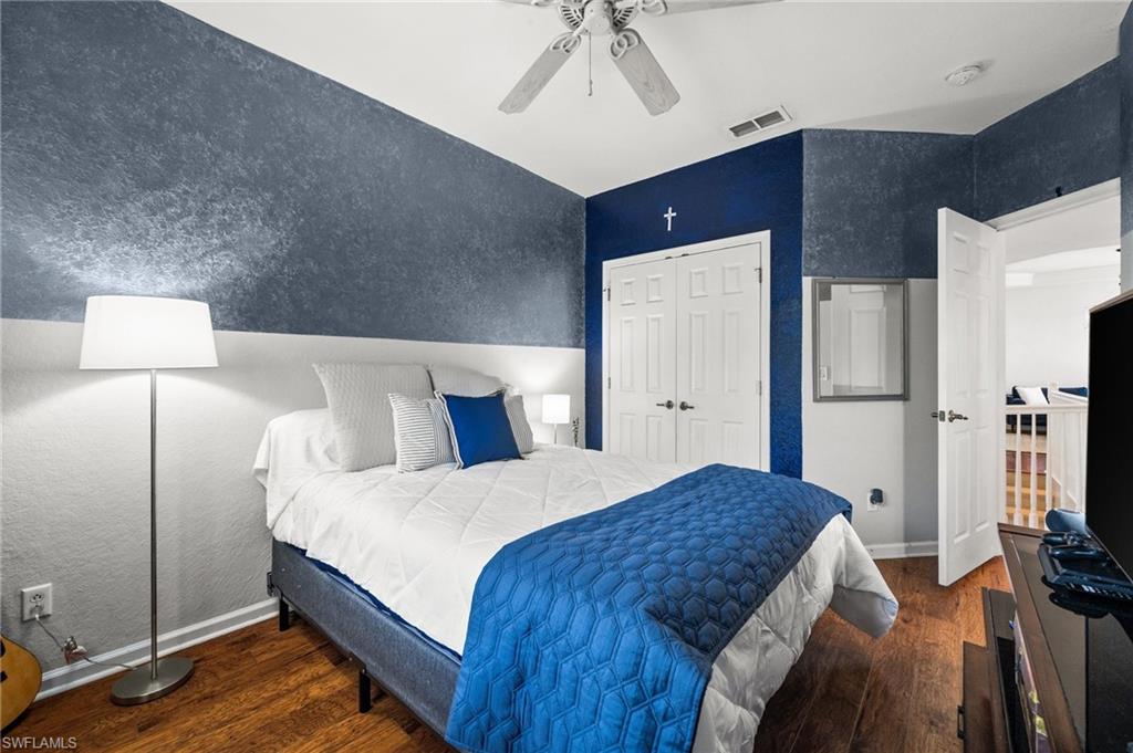 AUTUMN WOODS - Residential