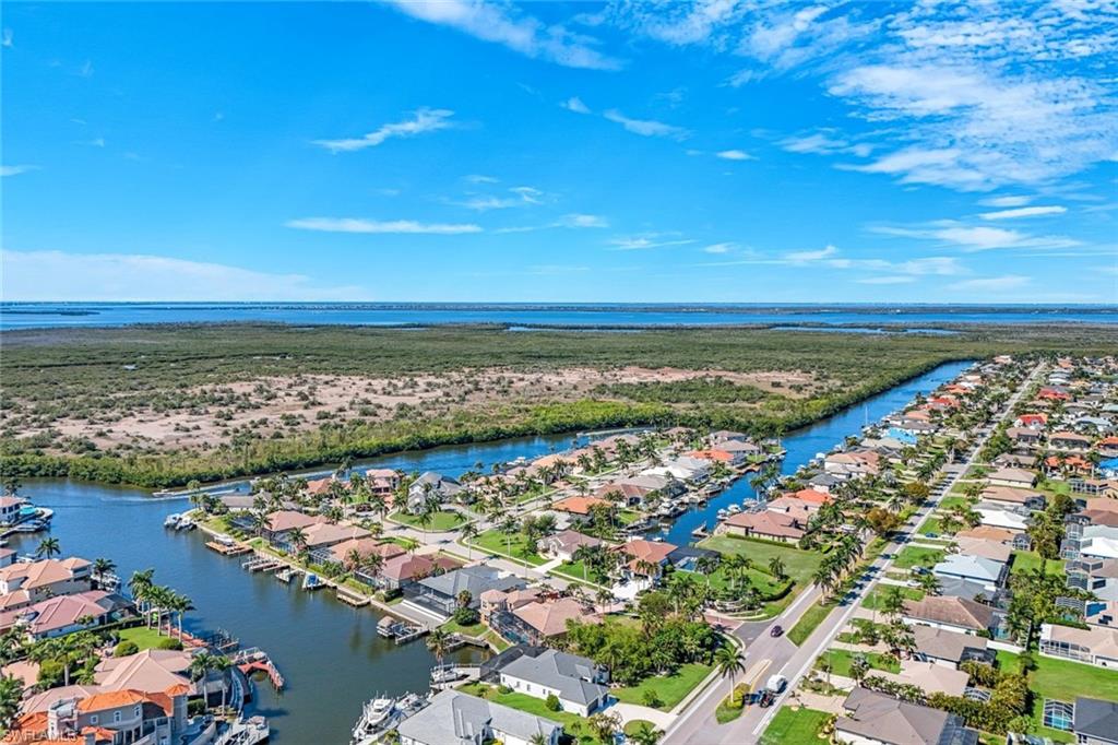 CAPE HARBOUR - Residential