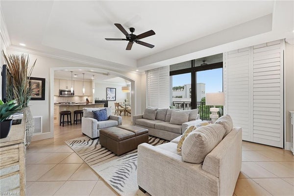 9123 STRADA PL UNIT 7207, NAPLES, FL 34108 - Image 91db71838dc8564b9c13f2353d58c090/3633902907