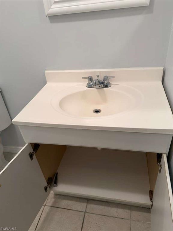 GULF PLACE CONDO - Residential Lease