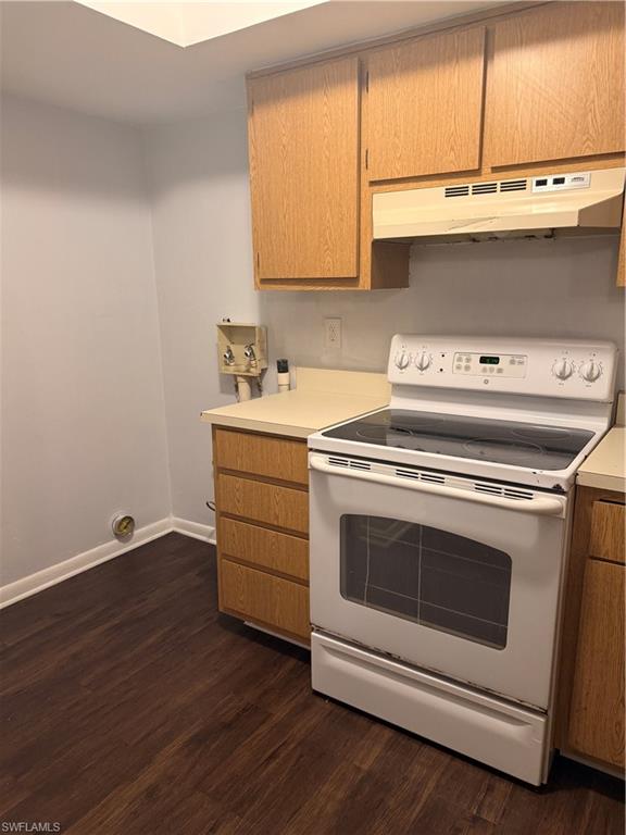 GULF PLACE CONDO - Residential Lease